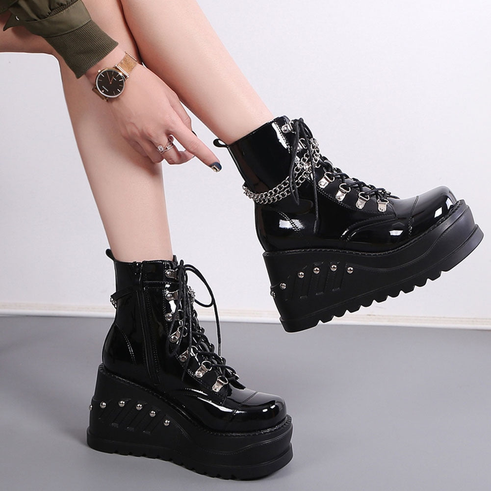 Risky Love Boots